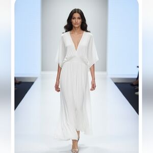 Elegant White Maxi Dress